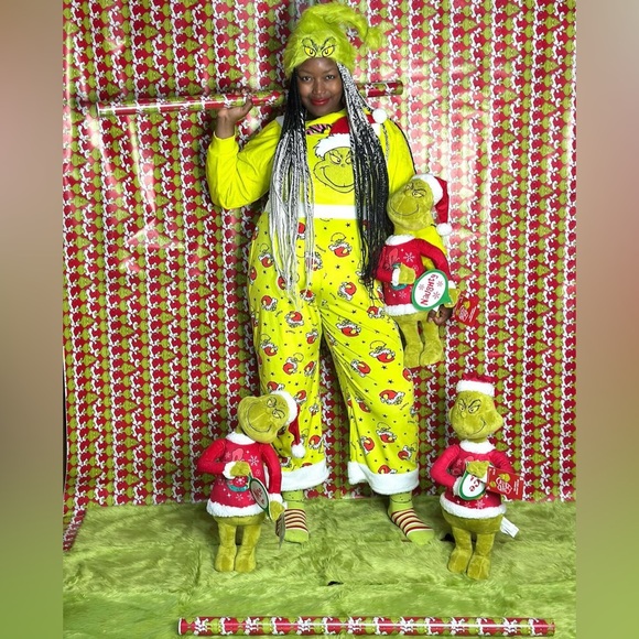 The Grinch Dr. Seuss Grinch Sweater XL (16-18) - Picture 2 of 13